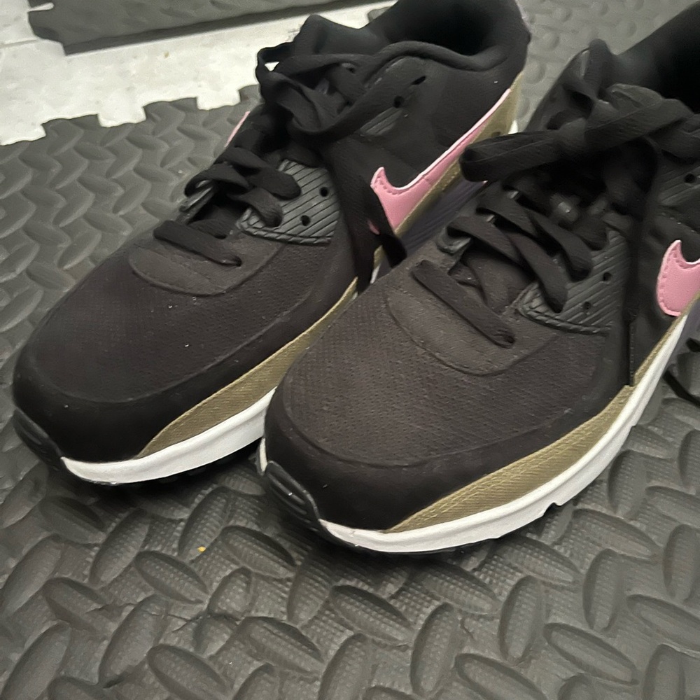 Nike Airmax 90 GS size 7Y lavender green canvas dx3091-001 grade school